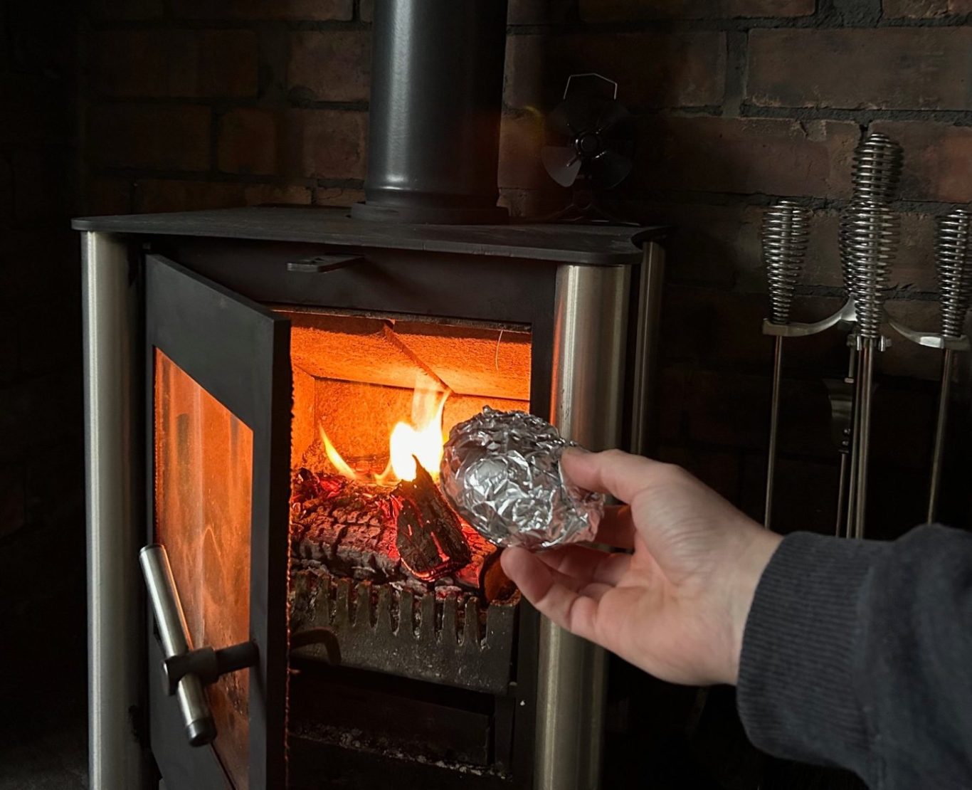 Jacket potato on wood burner